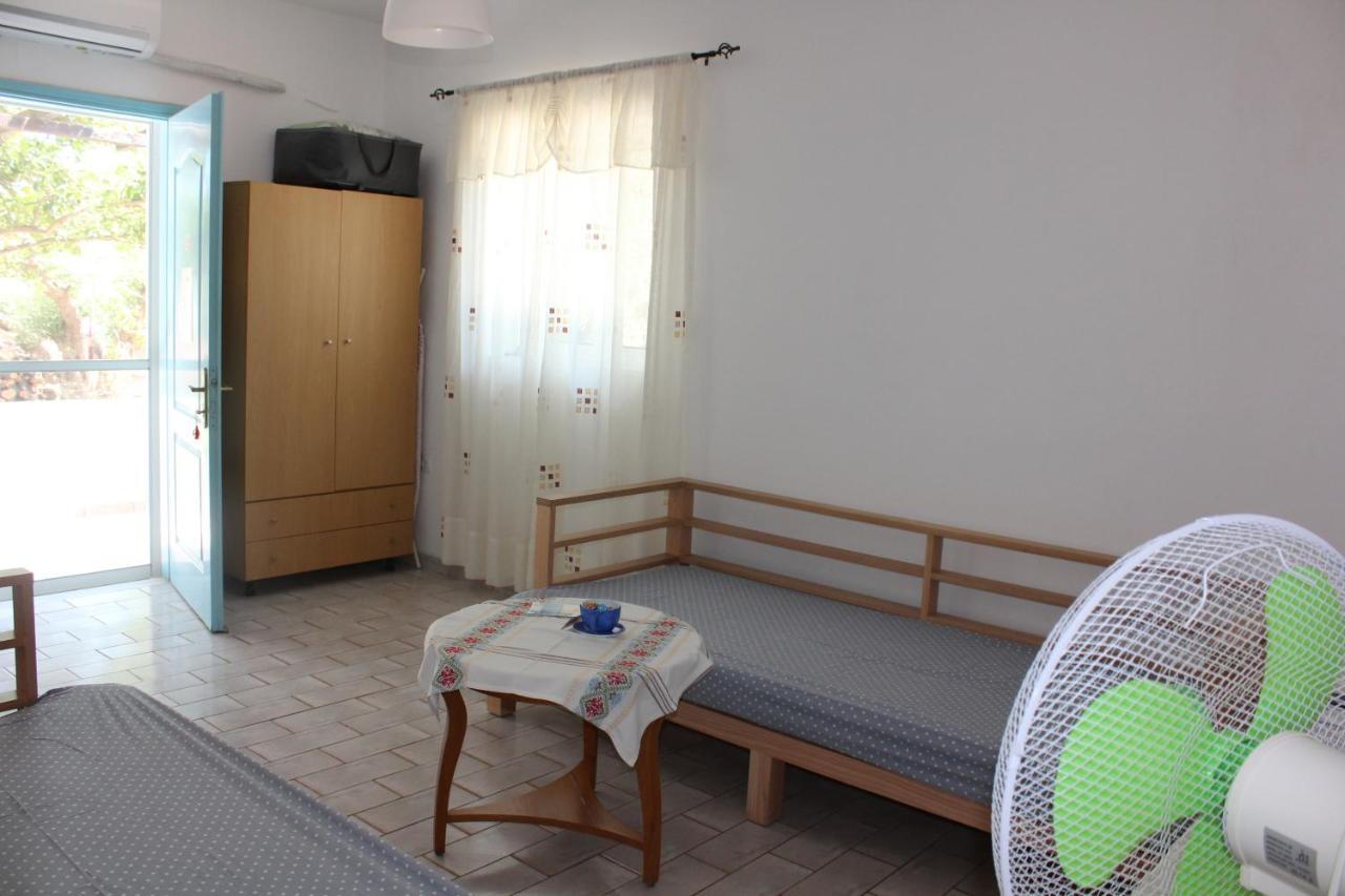 Aaron Apartments แฟร์มา ภายนอก รูปภาพ