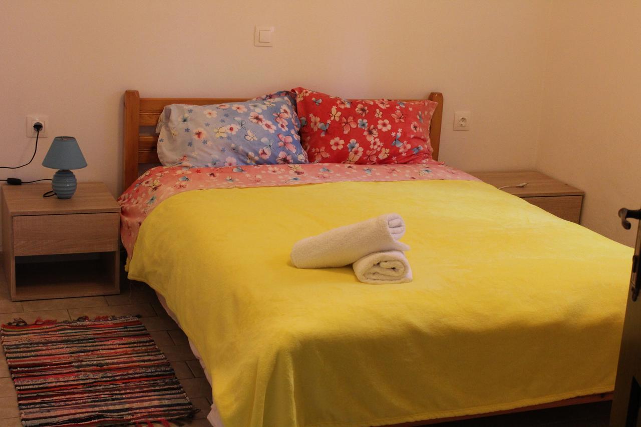 Aaron Apartments แฟร์มา ภายนอก รูปภาพ
