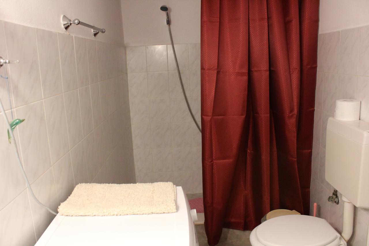 Aaron Apartments แฟร์มา ภายนอก รูปภาพ